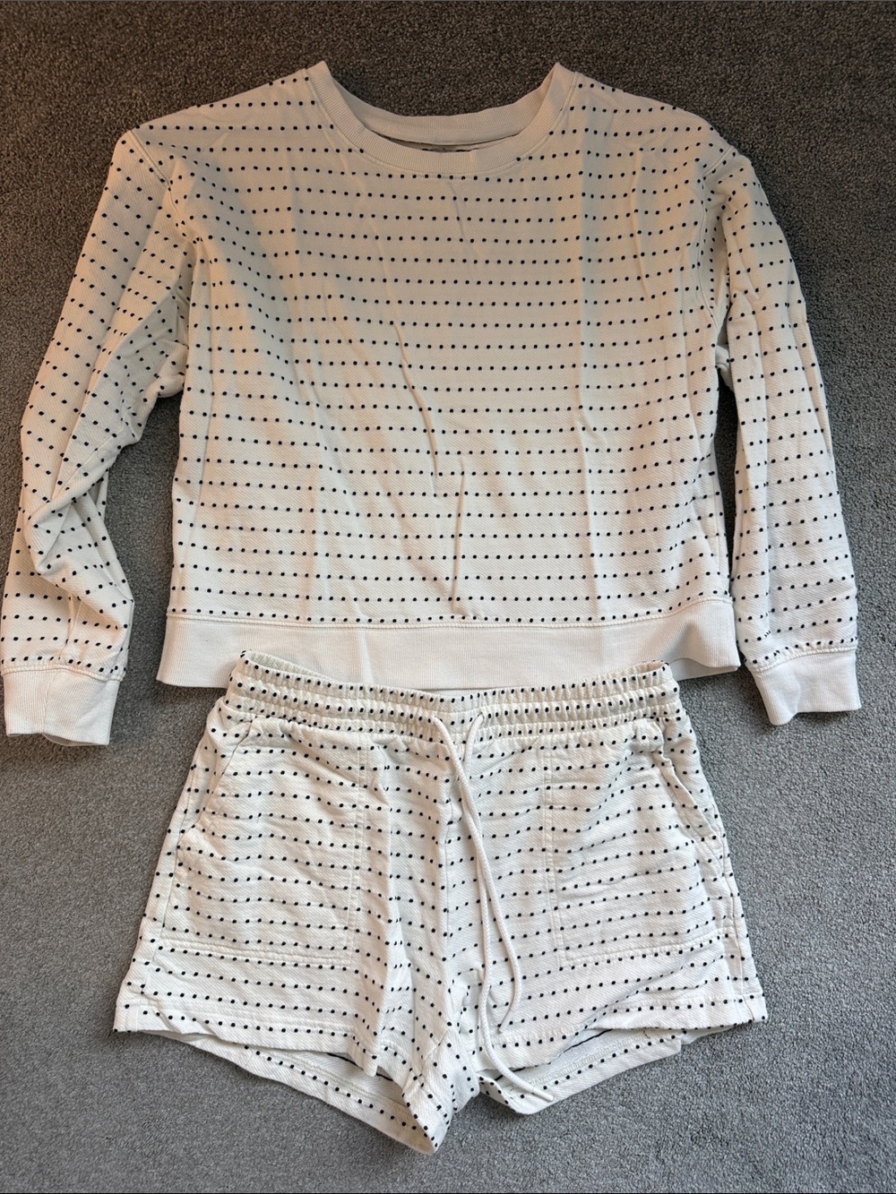 Lou & Grey Cream Knit Dot-Print Lounge Set with Black Dots